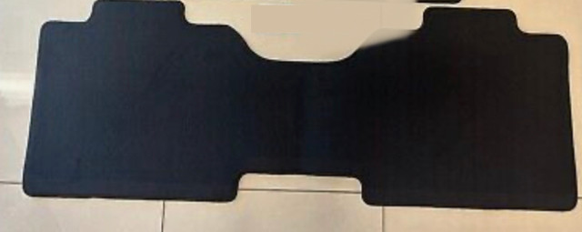 2022-2023 Toyota Tundra Floor Mats // tapis de sol in Other Parts & Accessories in Gatineau - Image 2