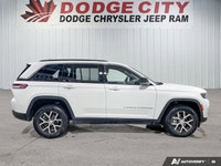 This Jeep Grand Cherokee delivers a Regular Unleaded V-6 3.6 L/220 engine powering this Automatic tr... (image 5)