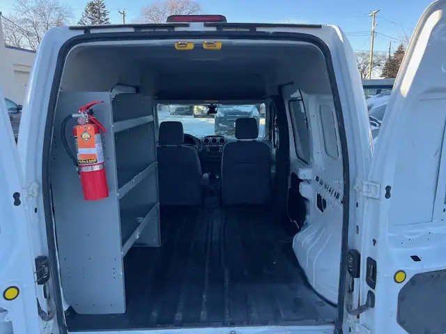 2012 Ford Transit Connect Saftied $10,900 in Cars & Trucks in Winnipeg - Image 9
