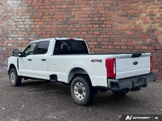 2023 Ford Super Duty F-250 SRW XLT | 7.3L Godzilla V8 Power + in Cars & Trucks in Dartmouth - Image 4