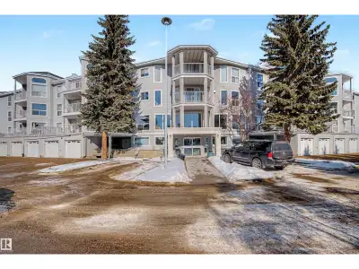 Wow! Top floor 18 plus upgraded condo with soaring vaulted ceilings. The south exposure and large wi...