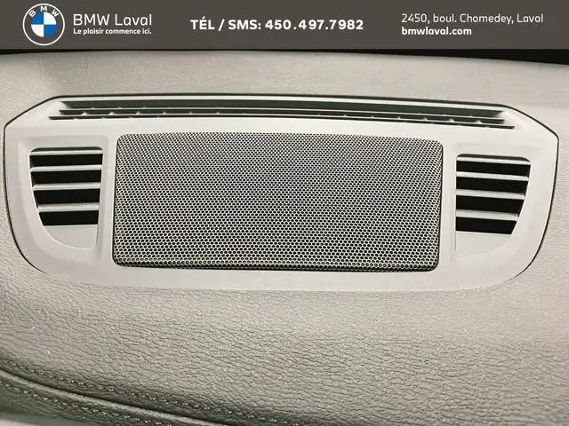 2022 BMW X1 xDrive28i | Sièges sport | in Cars & Trucks in Laval / North Shore - Image 28