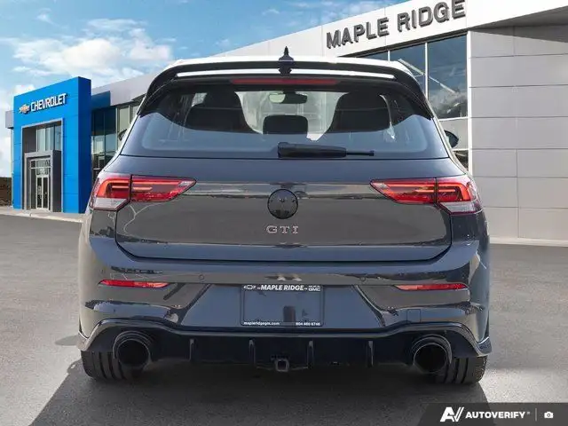2023 Volkswagen Golf GTI Sunroof | One Owner | DSG in Cars & Trucks in Tricities/Pitt/Maple - Image 6
