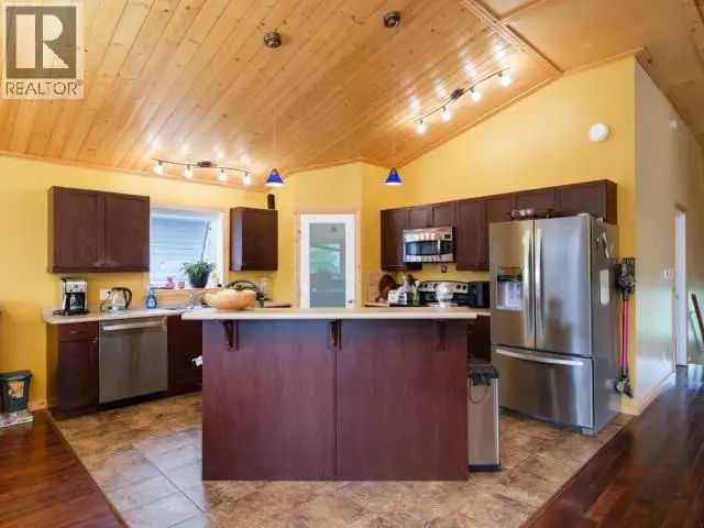 1 PINTAIL PLACE Whitehorse, Yukon in Houses for Sale in Whitehorse - Image 11