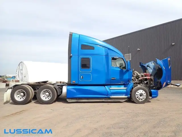 2020 Kenworth T680 in Heavy Equipment in Longueuil / South Shore - Image 10