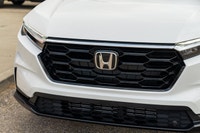 Turbocharged,MP3 Capability,Power Steering,Sun/Moonroof,Automatic Headlights,Power Mirror(s),Power L... (image 2)