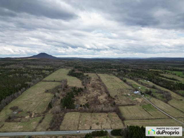 $649,000 - Acreage / Hobby Farm / Ranch for sale in St-Adrien — photo 1