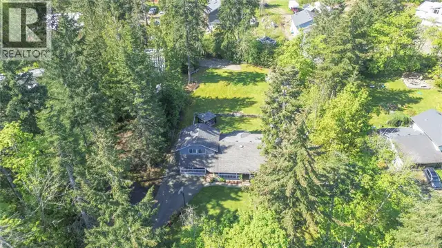 777 Salsbury Rd Courtenay, British Columbia in Houses for Sale in Comox / Courtenay / Cumberland - Image 40