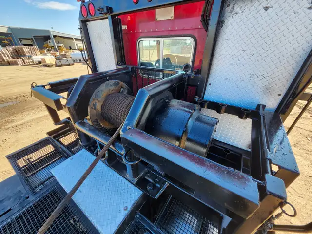 2006 Kenworth T800B 8x6 Winch Truck Tri Axle 40 Ton Winch in Heavy Equipment in Laval / North Shore - Image 33