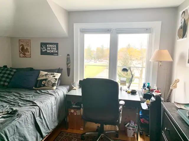 100 Ellerbeck Street - Prime Queen’s student location — close to in Long Term Rentals in Kingston - Image 13