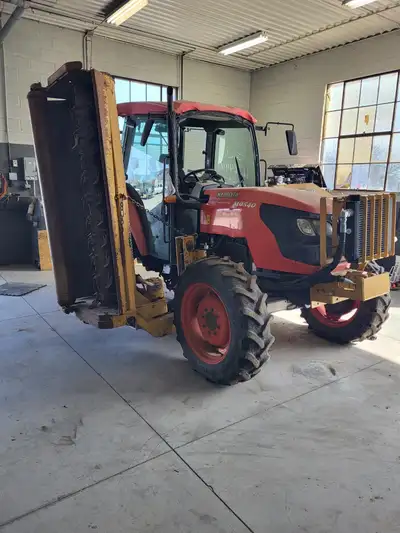 2007 Kubota M9540 with Diamond DSF075-C side mount flail mower and DRF102-OF 102” offset flail mower...