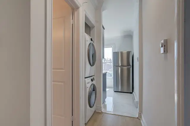 Renovated 2 Bedroom Loft for Rent-Ashley Street in Long Term Rentals in Hamilton - Image 5