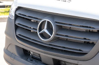 Engine: 2L TURBO 4cyl. L/100Km City: 0.0 L/100Km Hwy: 0.0 (image 8)