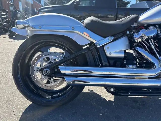2022 Harley-Davidson Fat Boy ~ STAGE II ~ V&H EXHAUST ~ CUSTOM P in Street, Cruisers & Choppers in City of Toronto - Image 12