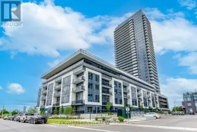 Welcome to Canopy Towers! This thoughtfully designed suite offers 1 bedroom + den, 2 full bathrooms,...