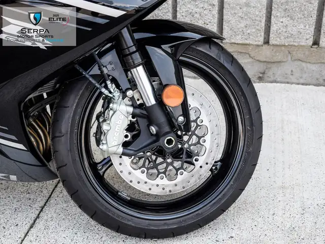 2025 Suzuki GSX-R600 WITH YOSHIMURA EXHAUST in Street, Cruisers & Choppers in Markham / York Region - Image 10