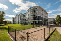 Broadstreet's River Meadow Estates offers 1 and 2 bedroom pet friendly apartments for rent in peacef... (image 8)