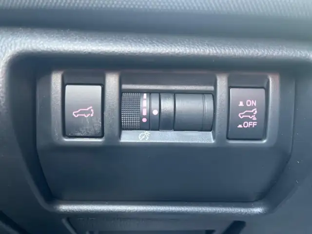 2025 Subaru Forester Premier LOW KM! HEATED AND COOLING SEATS... in Cars & Trucks in Annapolis Valley - Image 17