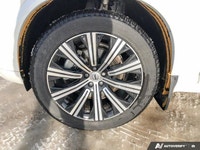 You'll have no regrets driving this reliable 2024 Volvo XC90. Side Impact Beams, Power Rear Child Sa... (image 8)