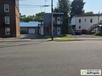 Duplex. Au Québec, la valeur des immeubles continuera de progresser en raison de la croissance démog...