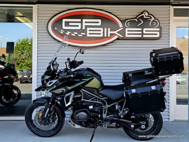 2017 Triumph Tiger Explorer XCA Matt Khaki Green in Dirt Bikes & Motocross in Oshawa / Durham Region - Image 6