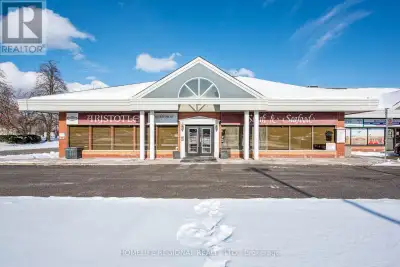 Business for Sale - Prime Restaurant Opportunity in Mississauga Discover a reputable and profitable,...