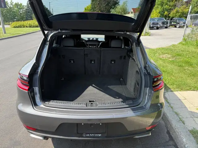 2018 Porsche Macan TURBO, PANO ROOF, NAV, BOSE AUDIO, HEATED SEA in Cars & Trucks in Ottawa - Image 10