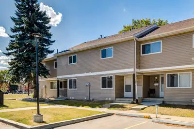 Affordable Townhomes for Rent - Hartford County Townhomes - Town