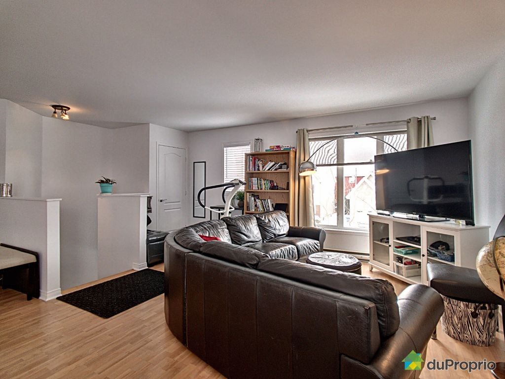 $3,300,000 - Triplex for sale in Candiac — photo 3