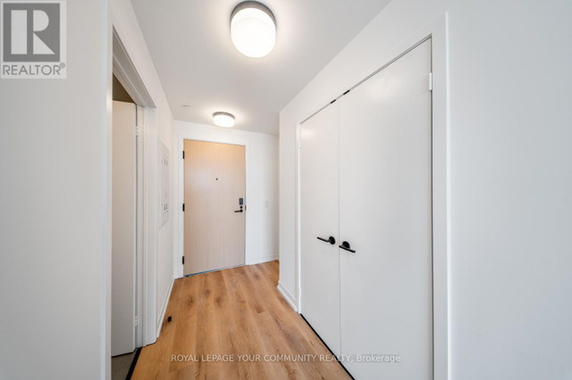 603 - 5 YORK GARDEN WAY Toronto (Yorkdale-Glen Park), Ontario in Long Term Rentals in City of Toronto - Image 2