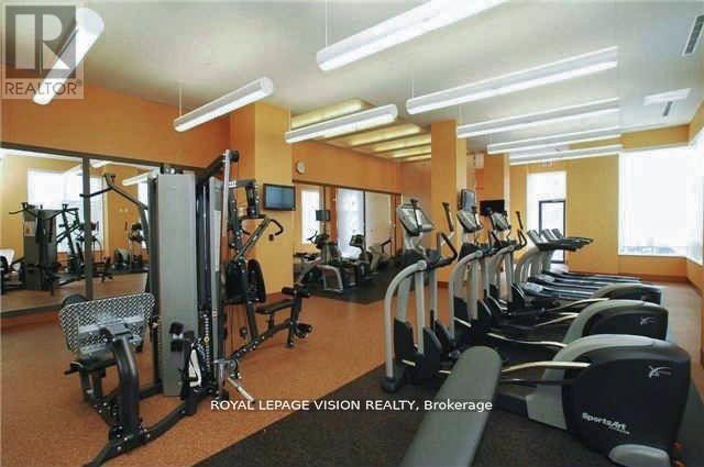 2207 - 181 WYNFORD DRIVE Toronto (Banbury-Don Mills), Ontario 4