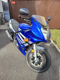 Moto Suzuki GS500F