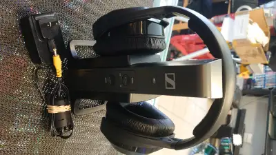 Sennheiser RS 175 Over-Ear Sound Isolating Wireless Headphones, View more