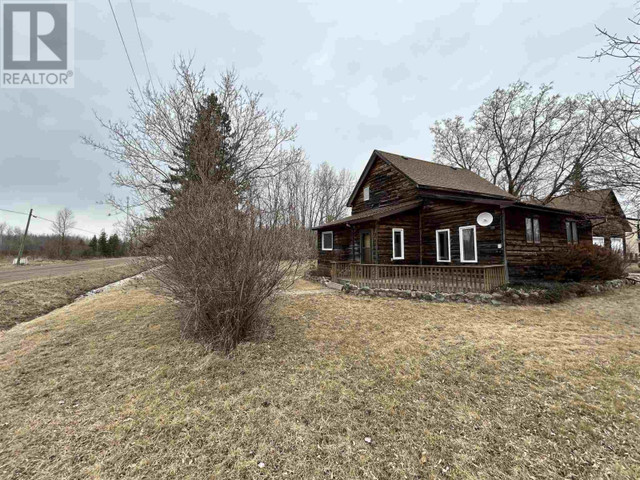 602-604 GOVERNMENT RD RAINY RIVER, Ontario in Houses for Sale in Thunder Bay - Image 3