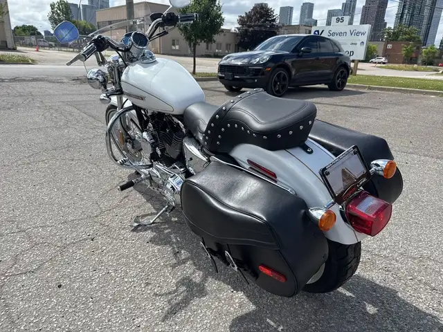 2008 Harley-Davidson Sportster ~ SADDLEMAN SEAT ~ XL1200 ~ CLEAN in Street, Cruisers & Choppers in City of Toronto - Image 7