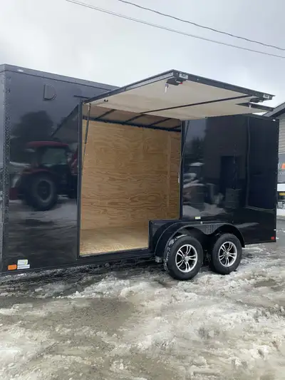 sell cargo trailer enclosed trailer remorque trailer fermé no- galvanize + also some utility galvani...