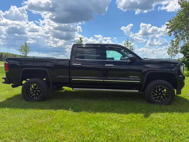 2017 GMC Denali Serria504016659525806083