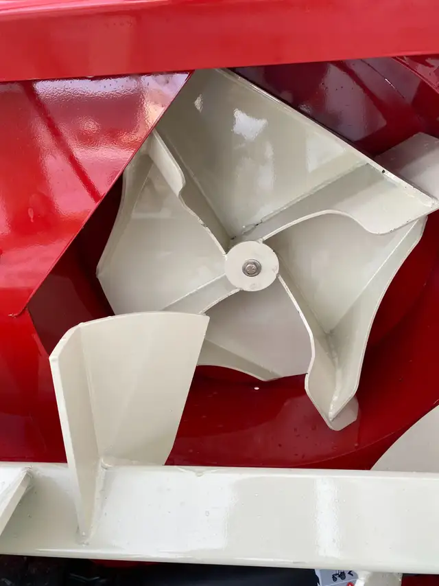 2023 FARM KING PR600, 960, 1080, 1200 Snow Blower in Farming Equipment in Moose Jaw - Image 6