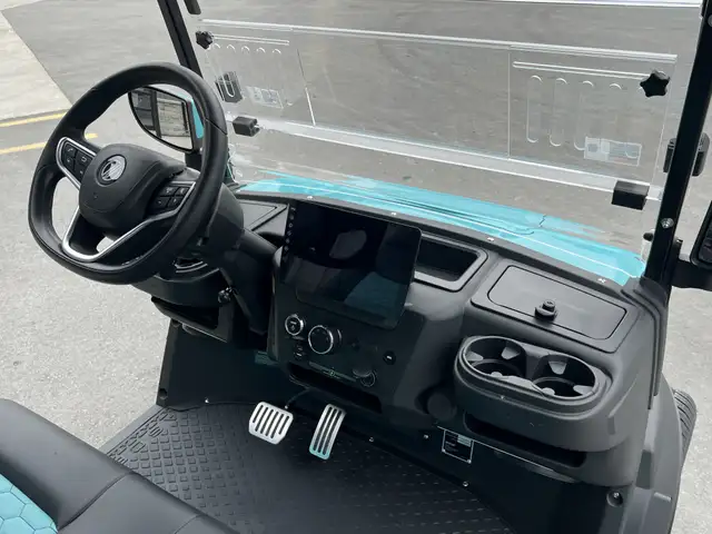2026 Madjax Ascent Lithium Electric Golf Cart - 4 Forward Facing in ATVs in Trenton - Image 8