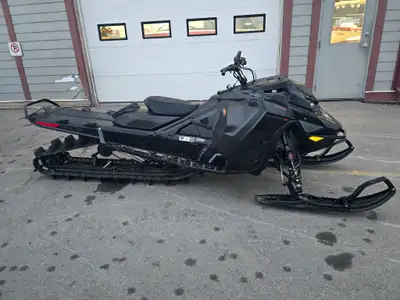 Western Canada's Largest Used Boat and Powersports Dealership! Over 150 units in stock! Over 24000 o...