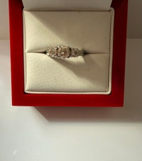 Women's White Gold Diamond Engagement Ring w Appraisal~Size 6.5 Hamilton Ontario Preview