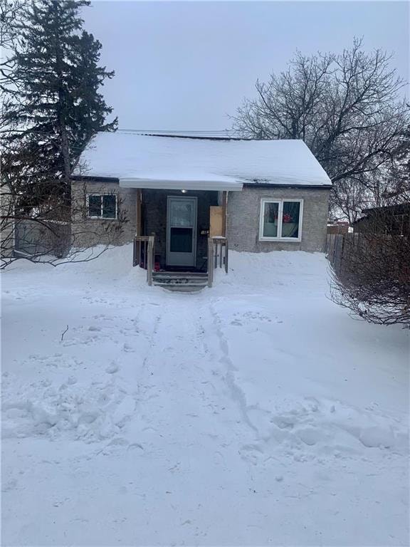 1602 Manitoba Avenue Winnipeg, Manitoba Houses for Sale Winnipeg