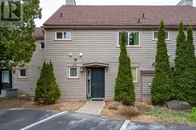Bright and spacious 3-bedroom, 2-bath condo townhouse available for lease in the highly sought-after...