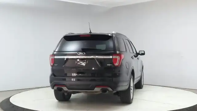 2019 Ford Explorer XLT504926190626426883