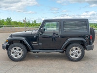 KBB.com Best Resale Value Awards. This Jeep Wrangler has a trusty Gas V6 3.6L/220 engine powering th... (image 1)