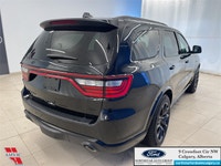 Leather Seats, Navigation, Premium Audio, Power Liftgate, Memory Seats! Ask us how you can add Exten... (image 4)