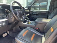 2022 GMC Sierra 1500 AT4 Crew Cab 4wd with the 6.2L and only 75,000kms. Clean history with no accide... (image 9)