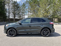 Built for drivers who want real power and everyday comfort, this used 2023 Ford Edge ST AWD is a spo... (image 9)