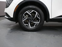 Android Auto / Apple CarPlay, Touch screen monitor, Back up camera Kijiji Engine: 4 Cylinder Engine... (image 4)