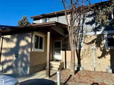 Beautiful 3-bedroom townhouse condo in a great South Edmonton location, offering a spacious layout,...